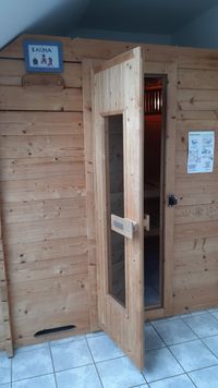 Sauna im Bad integriert
